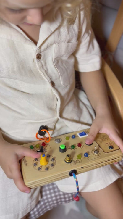 Eğitici Ahşap Montessori Işıklı Oyun Panosu