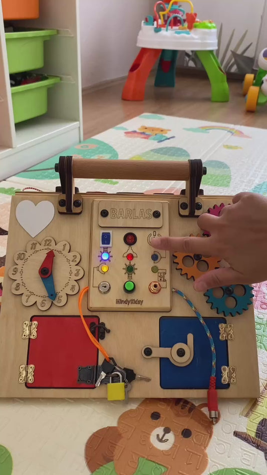 Montessori Aktivite ve Öğrenme Çantası Eğitici ve Geliştirici Ahşap Oyuncak Panosu