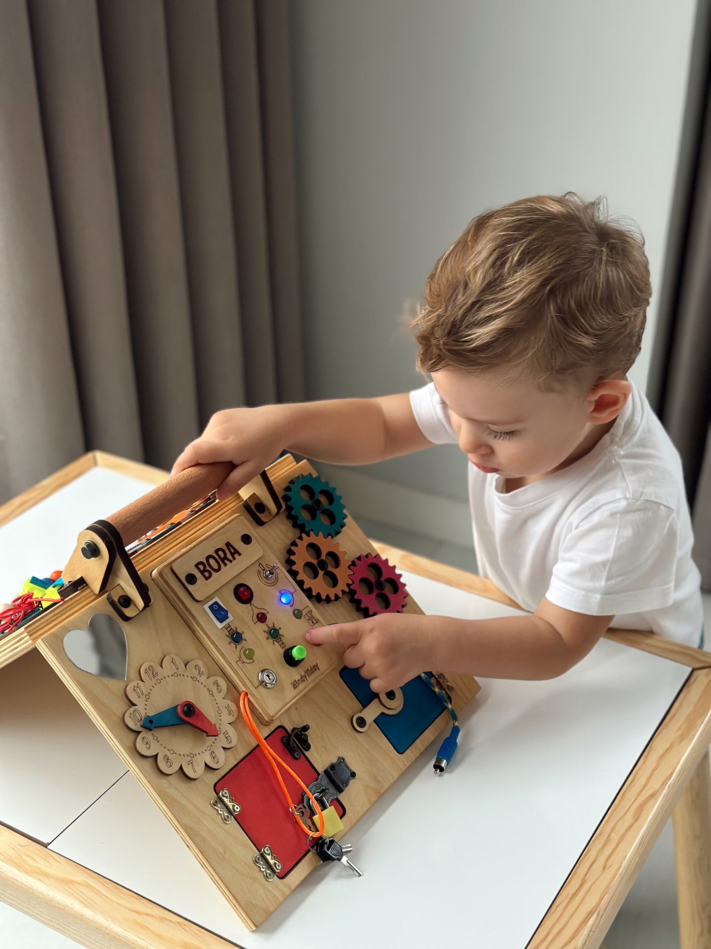 Montessori Aktivite ve Öğrenme Çantası Eğitici ve Geliştirici Ahşap Oyuncak Panosu