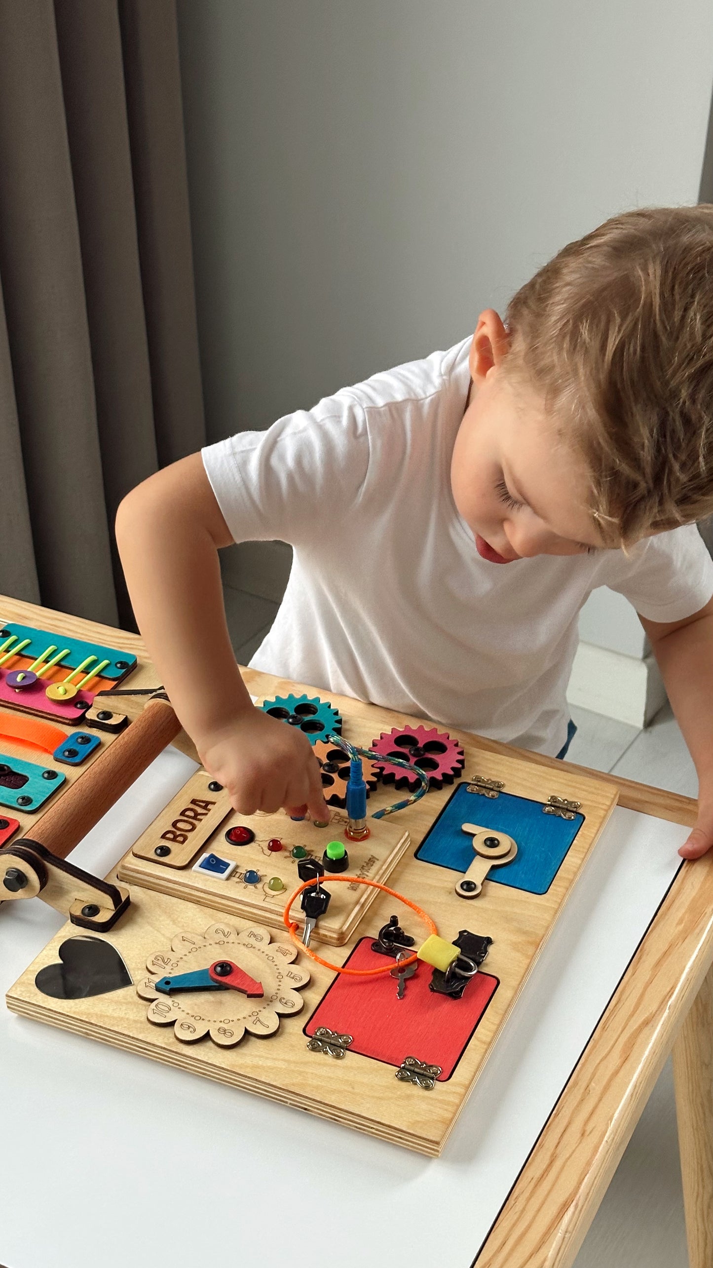 Montessori Aktivite ve Öğrenme Çantası Eğitici ve Geliştirici Ahşap Oyuncak Panosu